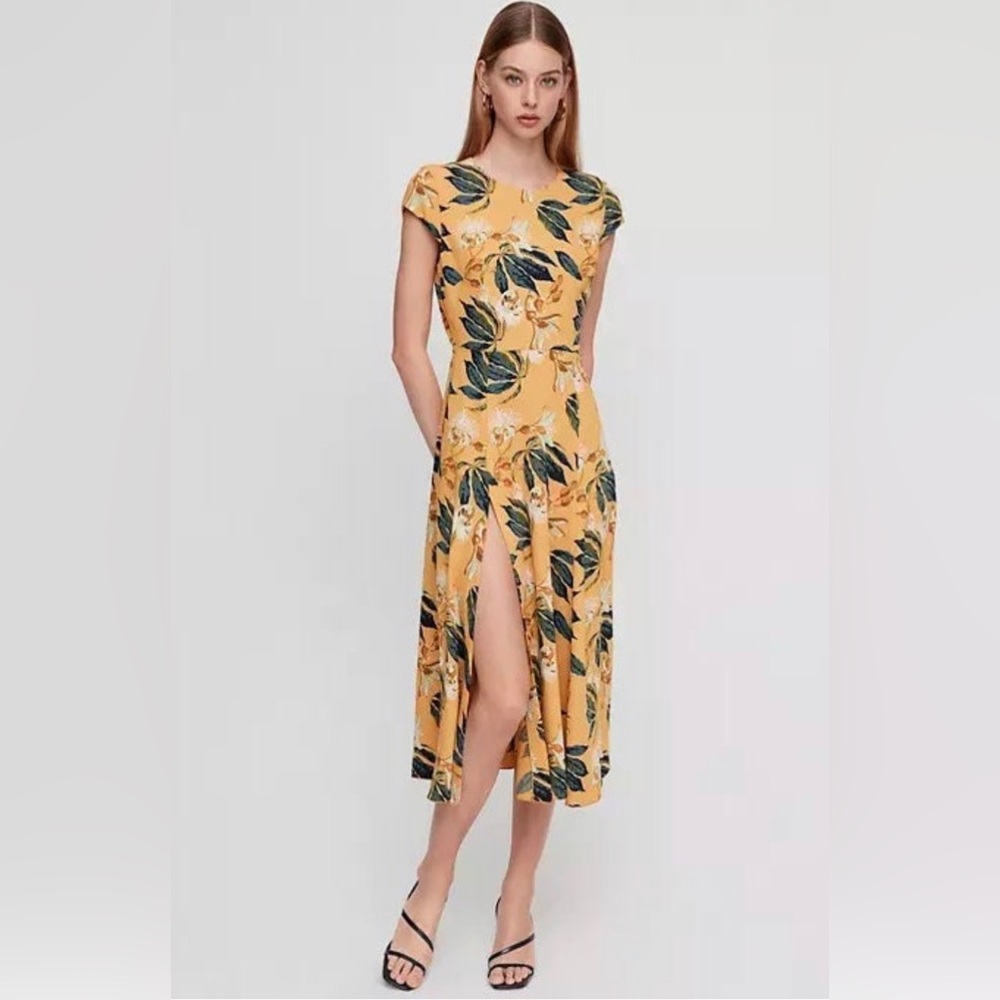 NWOT Babaton Dress